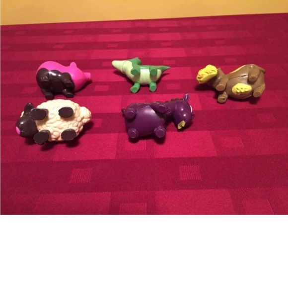 Barnyard Silly/Rubbery/Solid Animal Figures - Picture 2 of 14
